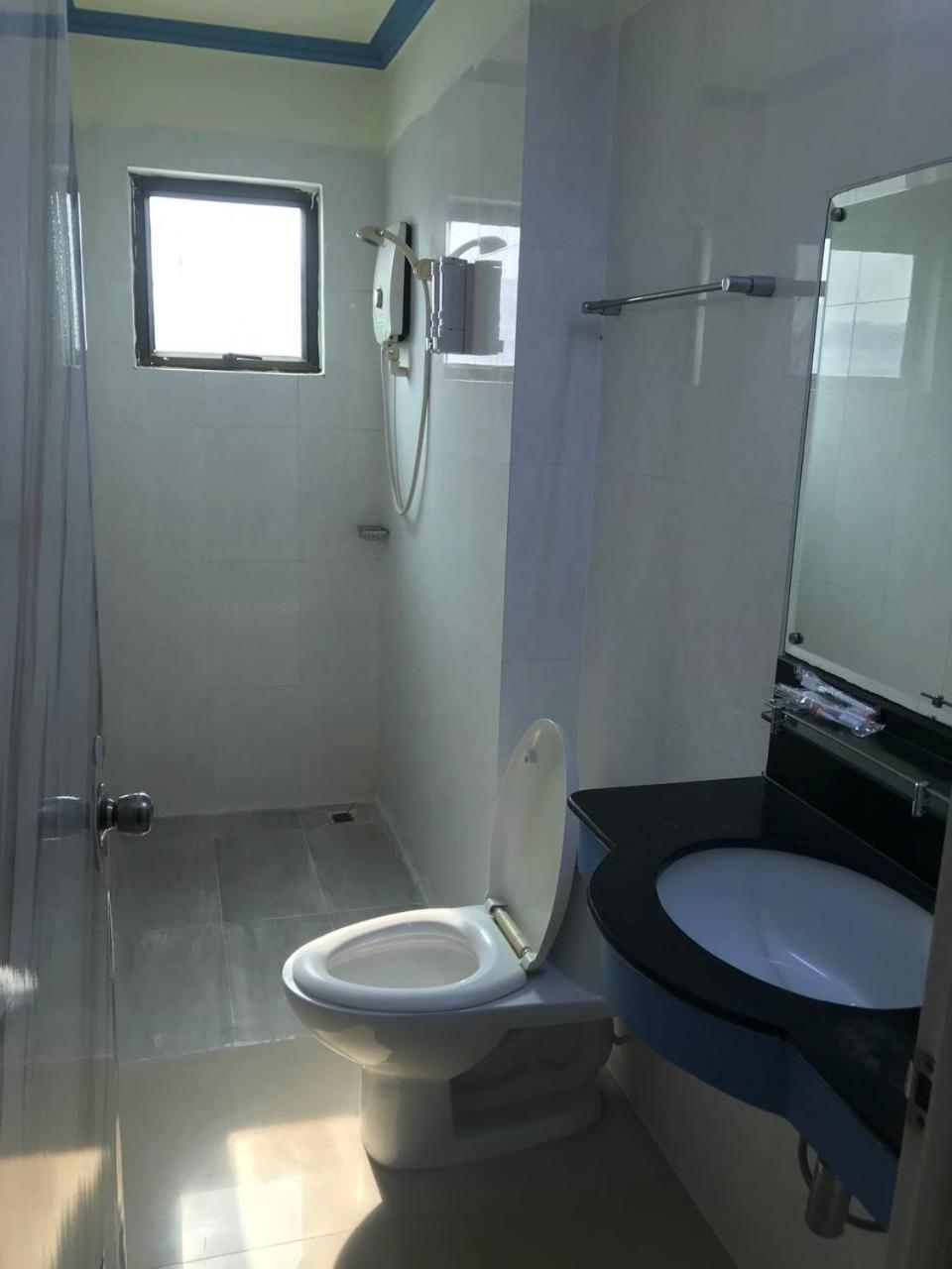 Rs Galaxy Hotel Phnom Penh Extérieur photo