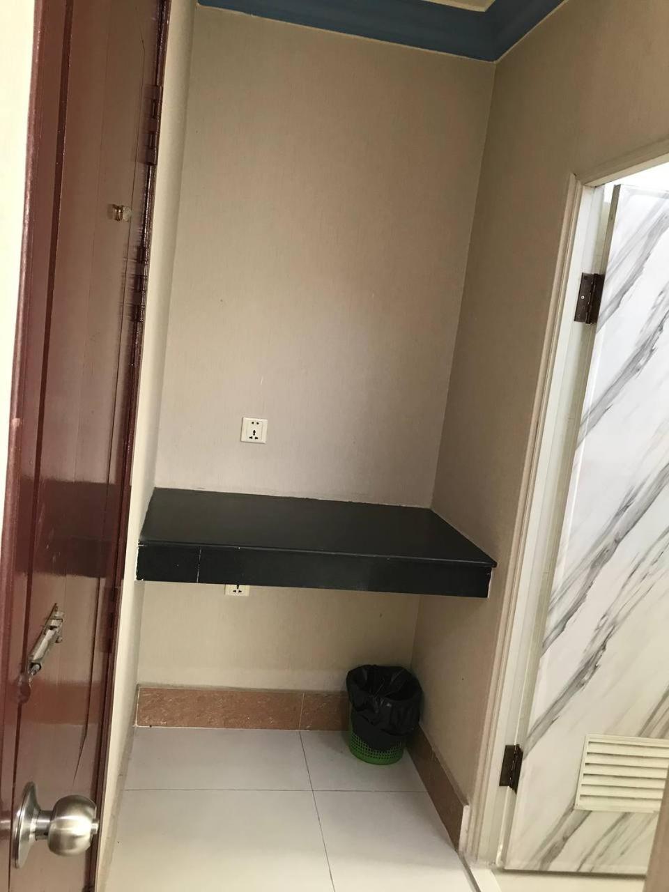 Rs Galaxy Hotel Phnom Penh Extérieur photo